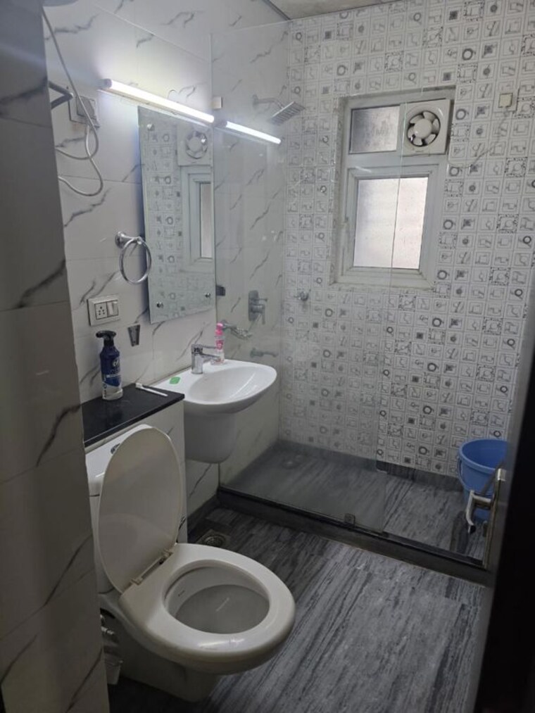 Bathroom, spaze-privy 3 Bedroom 2100 Sq.Ft. Apartment In Sector 72 Gurgaon 10621836