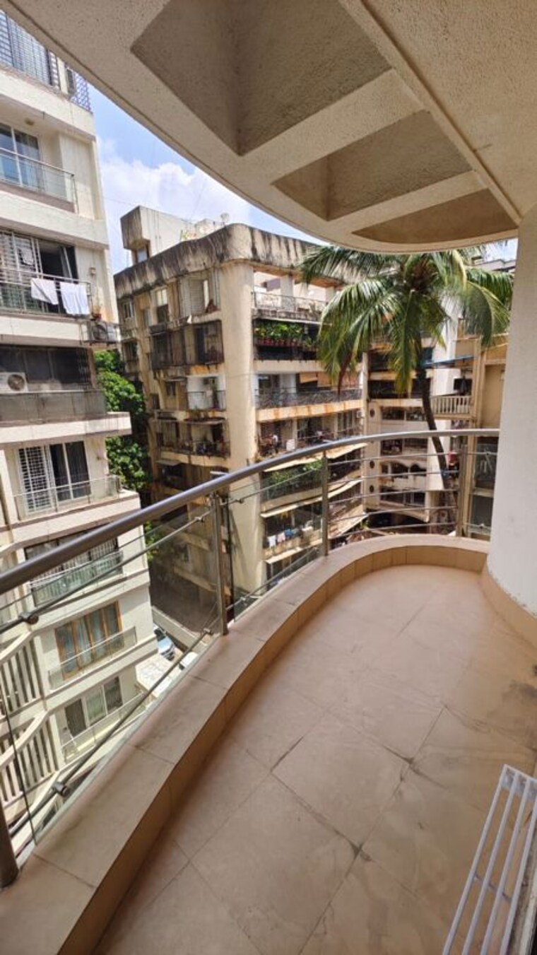 Balcony, santacruz west 4 Bedroom 1800 Sq.Ft. Apartment In Santacruz West Mumbai 10621868