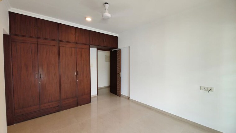 Room, santacruz west 4 Bedroom 1800 Sq.Ft. Apartment In Santacruz West Mumbai 10621868