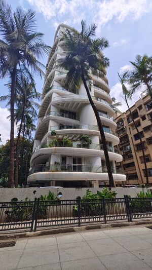4 BHK Apartment – Exterior View View at Santacruz West - for Sale