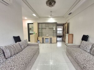 Living Room in 4 BHK Apartment at Raheja Odyssey, Kandivali East – for Sale