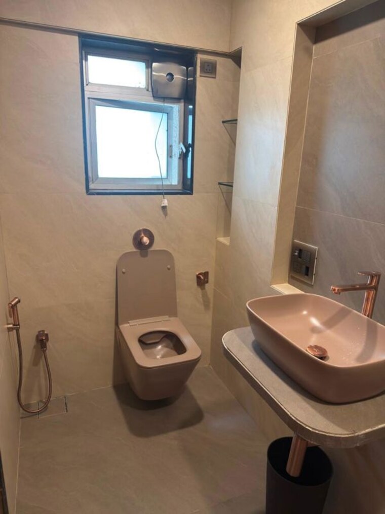 Bathroom, dev-shakti 2 Bedroom 780 Sq.Ft. Apartment In Santacruz West Mumbai 10621899