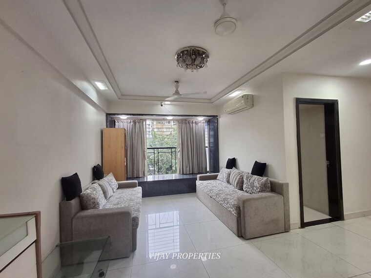 Living Room, oberoi-realty-park-view 4 Bedroom 1200 Sq.Ft. Apartment In Kandivali East Mumbai 10621907