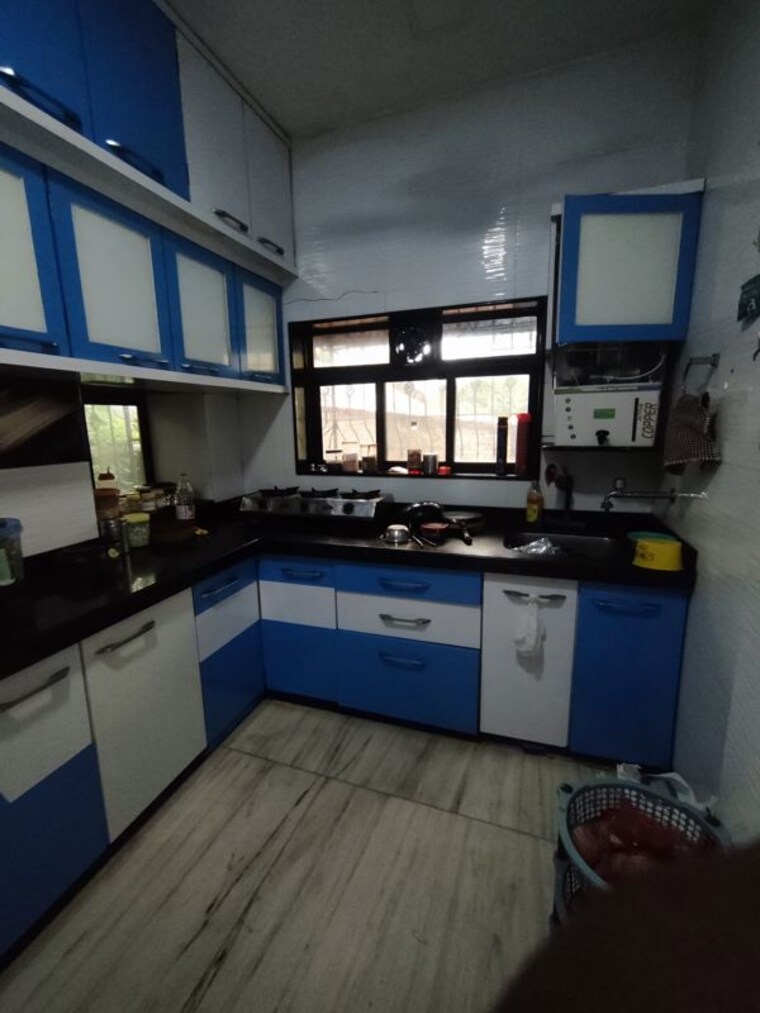 Kitchen, god-gifts-building 1 Bedroom 600 Sq.Ft. Apartment In Lower Parel Mumbai 10621950