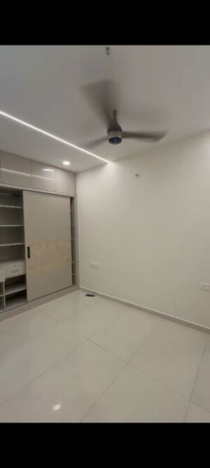 Room in 2 BHK Apartment at Aaditris Empire Apartments, Velmala – for Sale