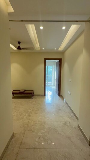 Room in 2 BHK Builder Floor at Kalkaji – for Rent