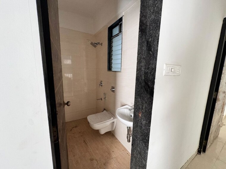 Bathroom, gulmohar-chs-goregaon 1 Bedroom 500 Sq.Ft. Apartment In Goregaon West Mumbai 10437004