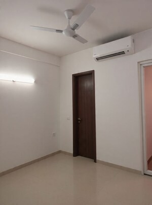 2.5 BHK Builder Floor For Rent in Smart World Orchard, Sector 61