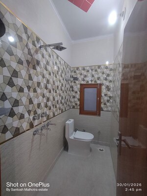 Bathroom in 1.5 BHK Builder Floor at Dwarka Mor – for Rent