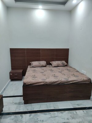 Bedroom in 2 BHK Builder Floor at Sector 23 – for Rent