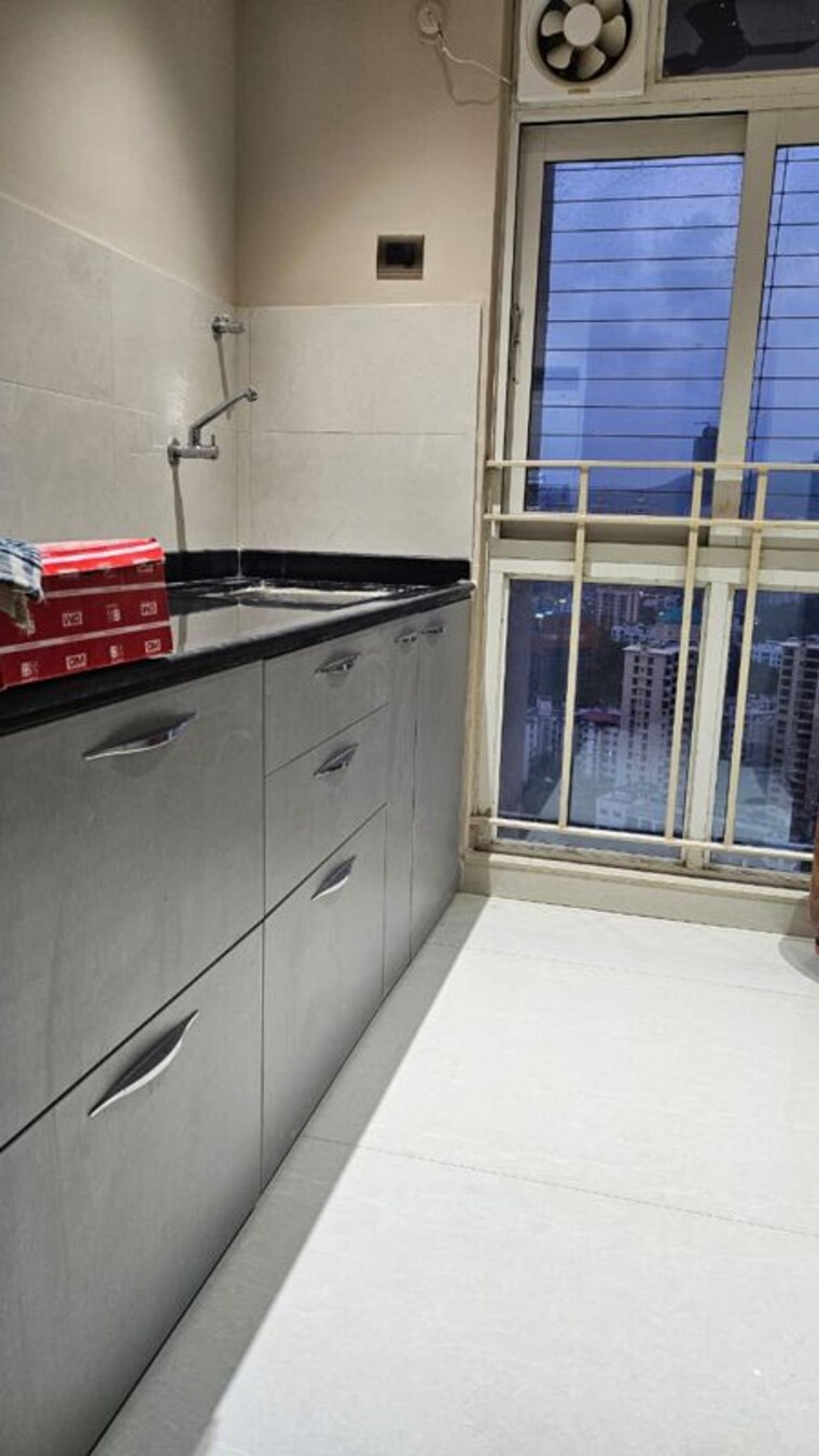 Balcony, vijay-orovia 1 Bedroom 440 Sq.Ft. Apartment In Ghodbunder Road Thane 10622067