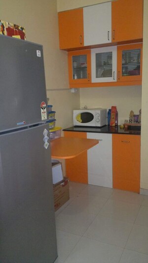 Team Area in 1 BHK Apartment at Vegas Plaza, Owale – for Rent