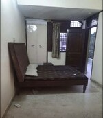 1 Rk  400 Sq.Ft. Builder Floor in Sector 47