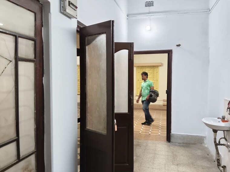 undefined, tollygunge 4 Bedroom 1400 Sq.Ft. Builder Floor In Tollygunge Kolkata 10622078