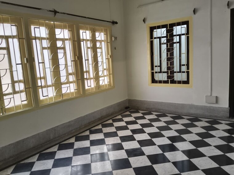 Balcony, tollygunge 4 Bedroom 1400 Sq.Ft. Builder Floor In Tollygunge Kolkata 10622078