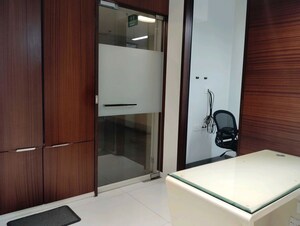  Office Space For Rent in Lodha Supremus Worli, Worli