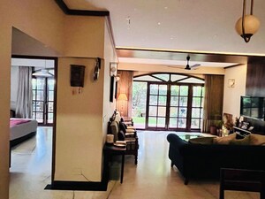 Living Room in 3.5 BHK Apartment at Cascade Apartments, Benson Town – for Sale