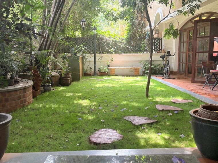 Garden, cascade-apartments 3.5 Bedroom 3000 Sq.Ft. Apartment In Benson Town Bangalore 10622139