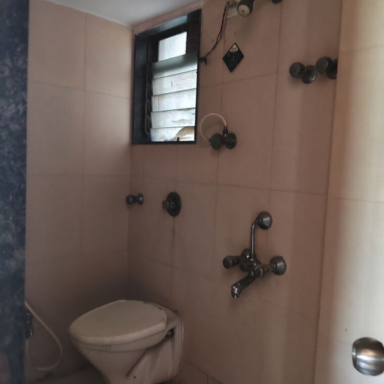 Bathroom, mangalya-apartment-goregaon 1 Bedroom 425 Sq.Ft. Apartment In Goregaon West Mumbai 10622140