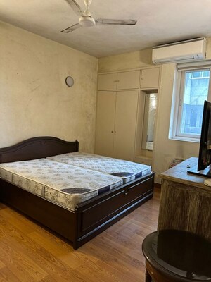 2 BHK Apartment For Rent in Mayur Vihar