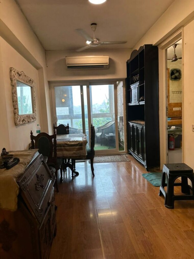 Living Room, mayur vihar 2 Bedroom 1000 Sq.Ft. Apartment In Mayur Vihar Delhi 10622152