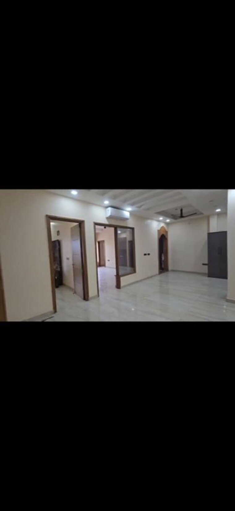 Room, green fields colony 4 Bedroom 380 Sq.Yd. Builder Floor In Green Fields Colony Faridabad 10622201