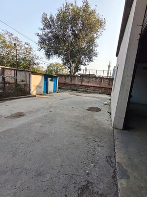 Parking in  Warehouse at Sector 37 – for Rent