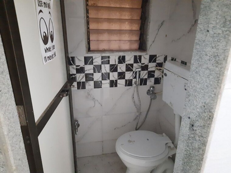 Bathroom, shree-vallabh-tower 1 Bedroom 650 Sq.Ft. Apartment In Malad West Mumbai 10622223