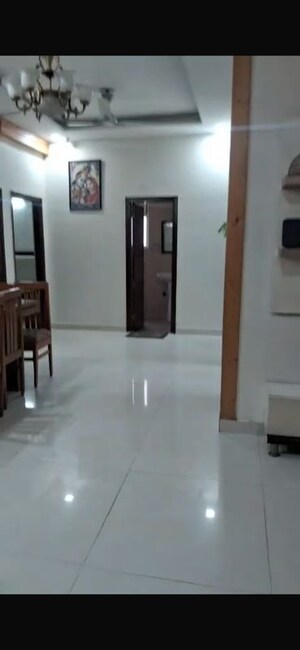 Room in 3 BHK Apartment at Motiaz Royal Citi, Ambala Highway – for Rent