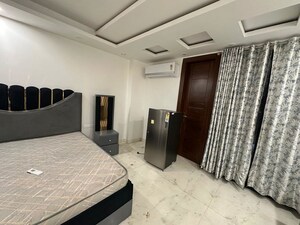 Bedroom in 1 BHK Builder Floor at Sector 56 – for Rent