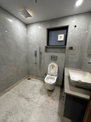 Bathroom in 1 BHK Builder Floor at Sector 56 – for Rent