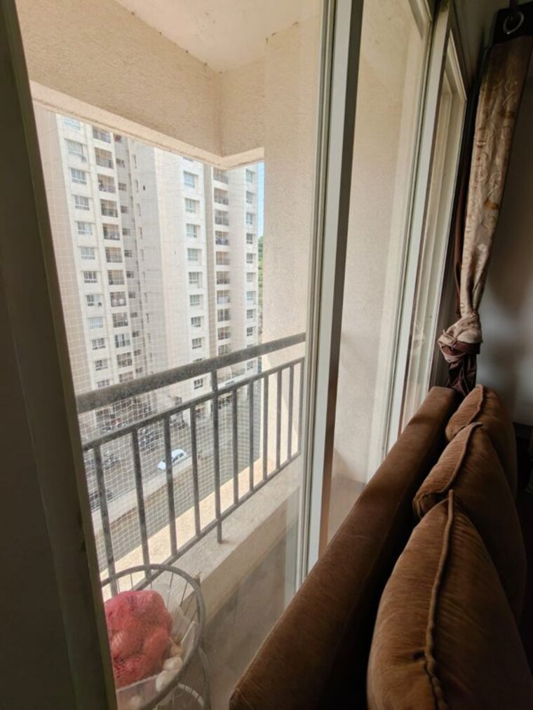 Balcony, puranik-abitante 2 Bedroom 725 Sq.Ft. Apartment In Bavdhan Pune 10622276