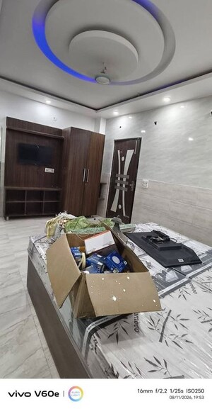 Team Area in 1 RK Builder Floor at Sushant Lok I – for Rent