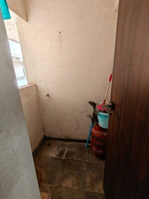 Bathroom in 2 BHK Apartment at Puranik Abitante, Bavdhan – for Sale