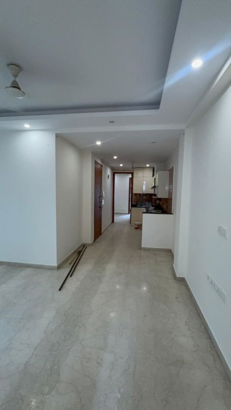 Room, kalkaji 3 Bedroom 900 Sq.Ft. Builder Floor In Kalkaji Delhi 10622311