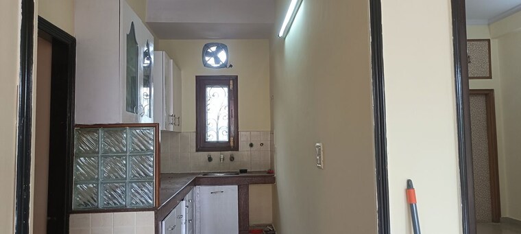 Kitchen, sector 41 greater noida 2 Bedroom 112 Sq.Mt. Villa In Sector 41 Greater Noida Greater Noida 10622329