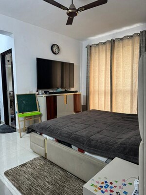 Bedroom in 2 BHK Builder Floor at Sector 23 – for Rent