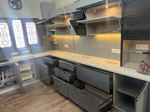 Kitchen in 3 BHK Villa at Sector 40 – for Rent