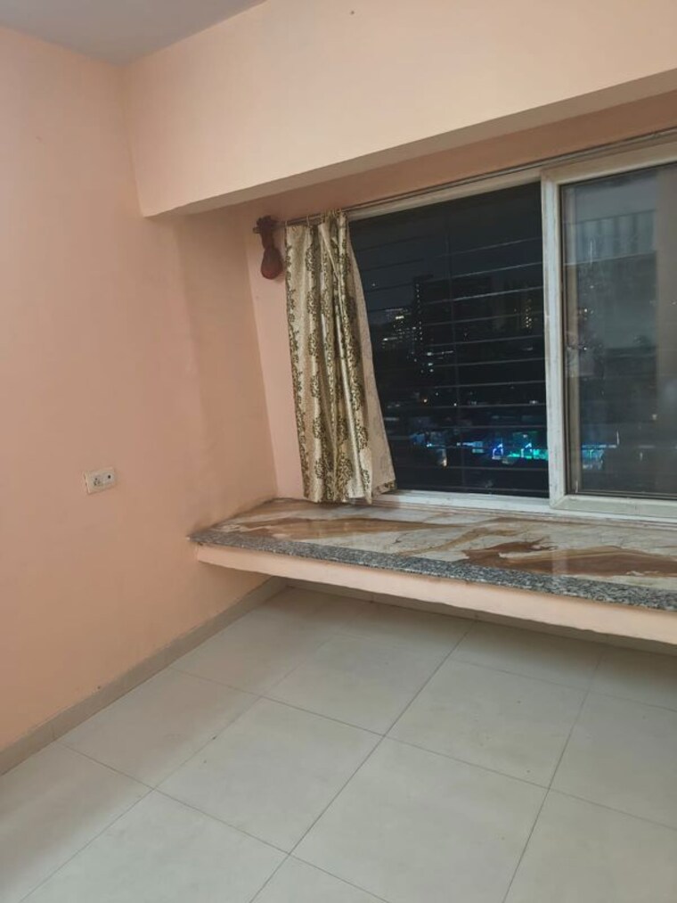 Room, shell-colony 1 Bedroom 300 Sq.Ft. Apartment In Chembur Mumbai 10622376
