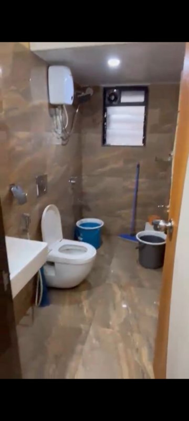 Bathroom, siddhi-highland-park 2 Bedroom 700 Sq.Ft. Apartment In Kolshet Road Thane 10622384