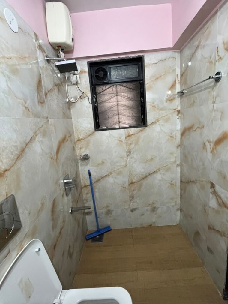Bathroom, siddhi-highland-park 2 Bedroom 700 Sq.Ft. Apartment In Kolshet Road Thane 10622384