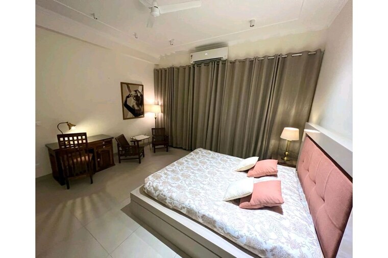 Bedroom, noida extension 3.5 Bedroom 250 Sq.Mt. Villa In Noida Extension Greater Noida 10622410