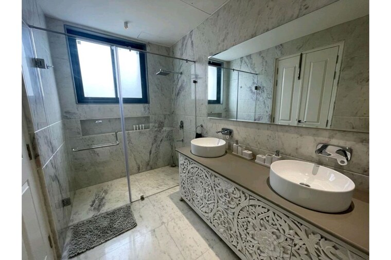 Bathroom, noida extension 3.5 Bedroom 250 Sq.Mt. Villa In Noida Extension Greater Noida 10622410