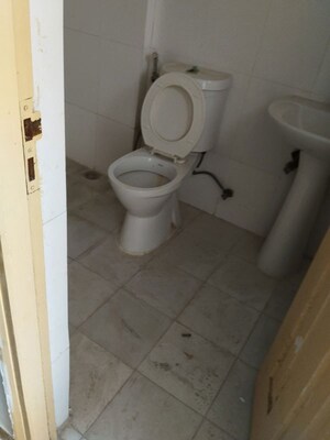 Bathroom in 2.5 BHK Apartment at Maxblis White House, Sector 75 – for Rent