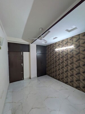 Bedroom in 2 BHK Builder Floor at Sector 22 – for Rent