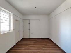 2 BHK Apartment For Sale in Mana Macasa Emerald
