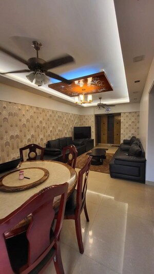Team Area in 3 BHK Apartment at Royal Classic Co Op Society, Andheri West – for Rent