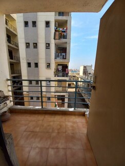 1 BHK + Extra Room Apartment For Rent in Ninex RMG Residency