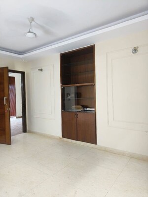2 BHK Builder Floor For Rent in Sector 23