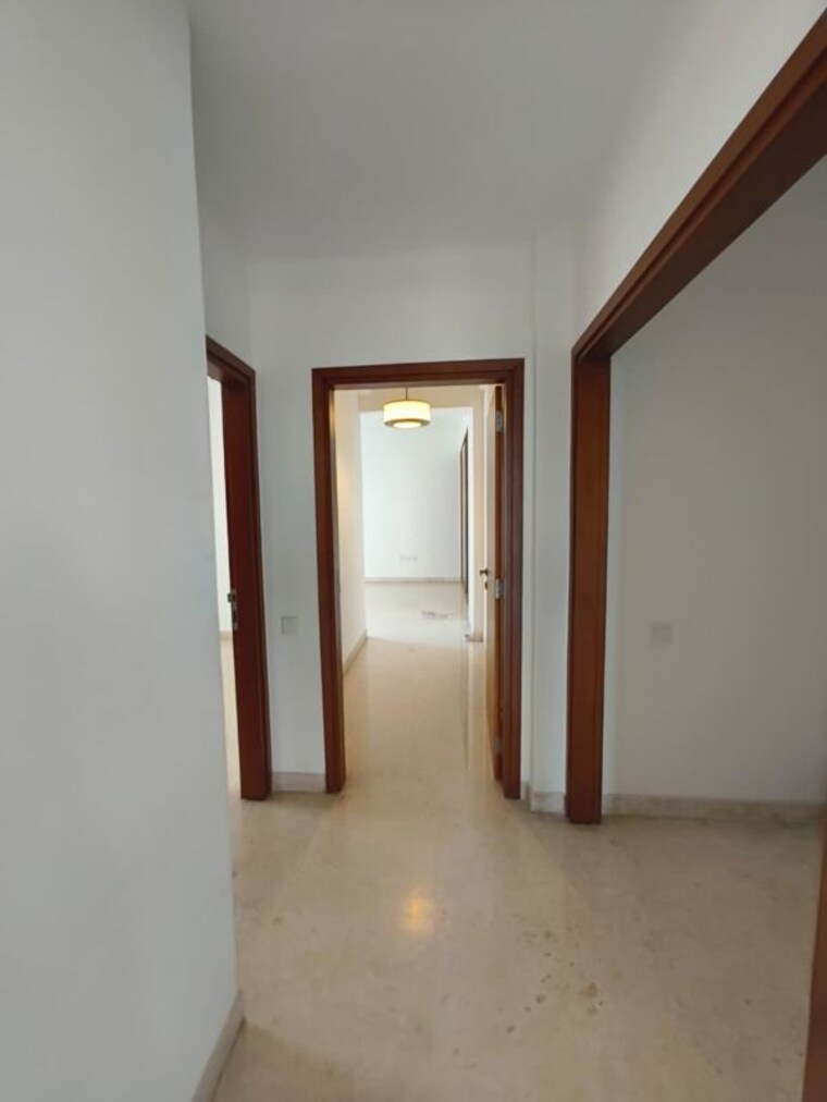 Room, rmz-latitude 4 Bedroom 4000 Sq.Ft. Apartment In Hebbal Bangalore 10622522
